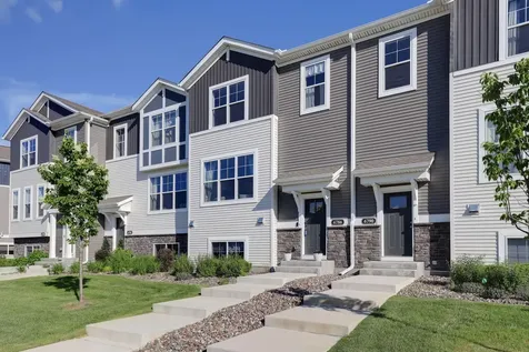 6786 Wildflower Way Minnetrista MN 55331