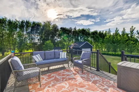 8018 Aquarius Drive Fargo ND 58104