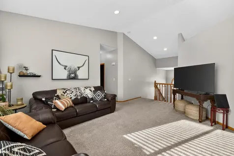 8018 Aquarius Drive Fargo ND 58104