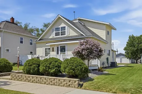 233 6th Street NE Valley City ND 58072