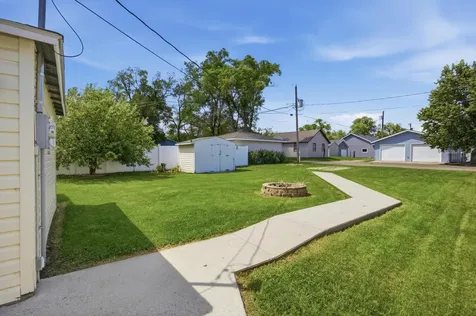 233 6th Street NE Valley City ND 58072
