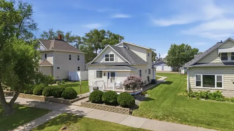 233 6th Street NE Valley City ND 58072