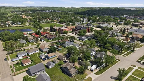 233 6th Street NE Valley City ND 58072