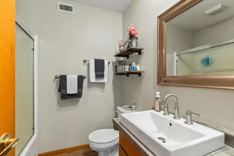 1417 Fairway Drive Faribault MN 55021