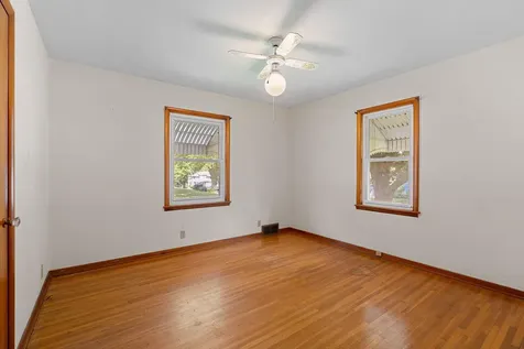 227 5th Avenue NE Faribault MN 55021
