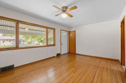 227 5th Avenue NE Faribault MN 55021