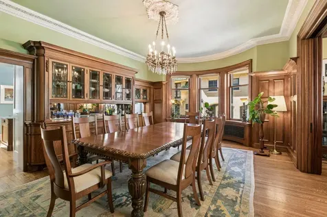 1005 Mount Curve Avenue Minneapolis MN 55403