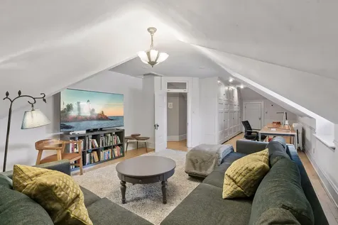 1005 Mount Curve Avenue Minneapolis MN 55403