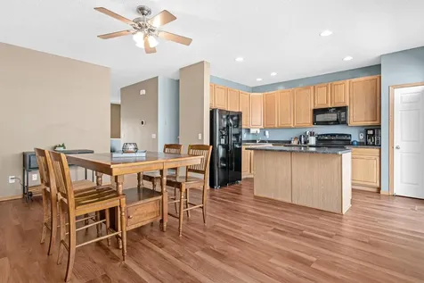 4108 Parker Trail Robbinsdale MN 55422
