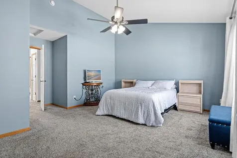 4108 Parker Trail Robbinsdale MN 55422