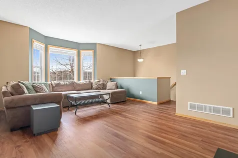 4108 Parker Trail Robbinsdale MN 55422