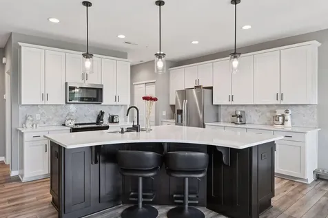7205 Walnut Grove Way N Maple Grove MN 55311