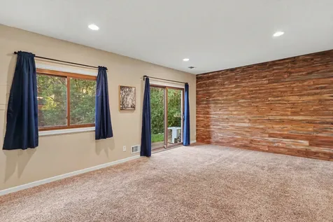 7402 Germane Trail Apple Valley MN 55124
