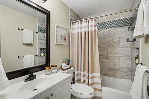 7402 Germane Trail Apple Valley MN 55124