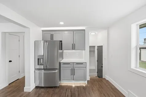 121 Frost Street W South Saint Paul MN 55075