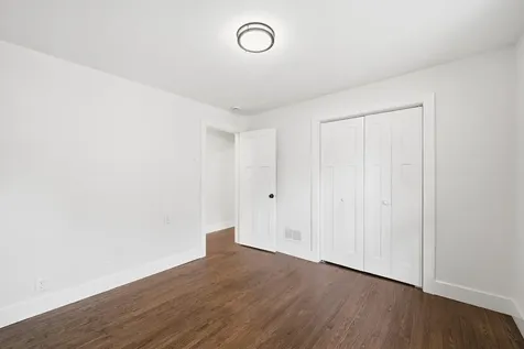 121 Frost Street W South Saint Paul MN 55075