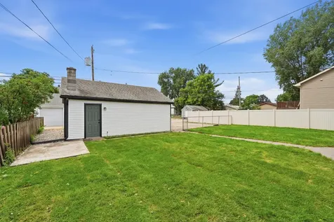 121 Frost Street W South Saint Paul MN 55075
