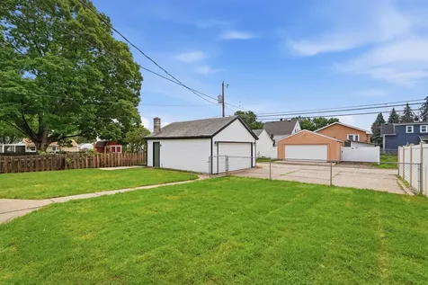 121 Frost Street W South Saint Paul MN 55075