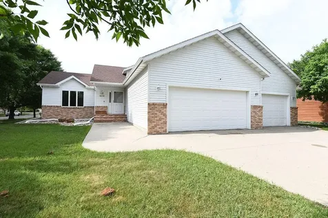 1519 Maple Lane West Fargo ND 58078