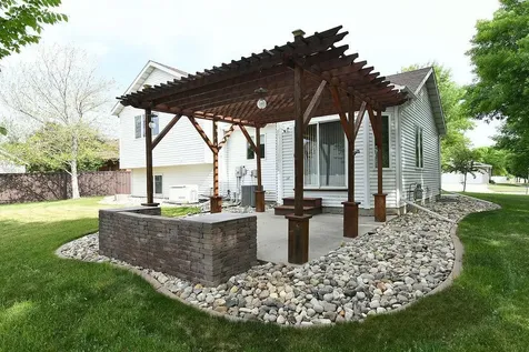 1519 Maple Lane West Fargo ND 58078