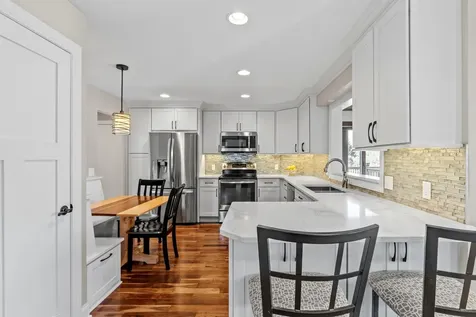 181 Cascade Court Chanhassen MN 55317