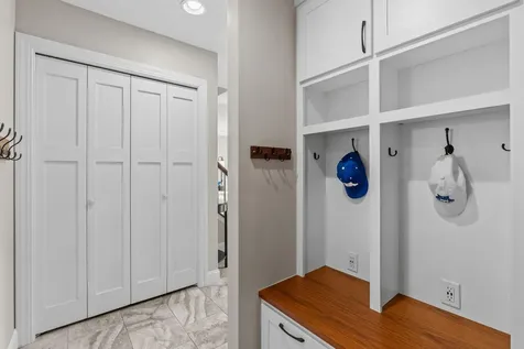 181 Cascade Court Chanhassen MN 55317