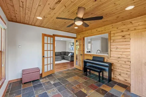 181 Cascade Court Chanhassen MN 55317