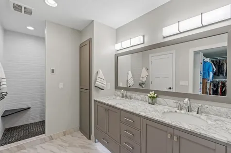 181 Cascade Court Chanhassen MN 55317