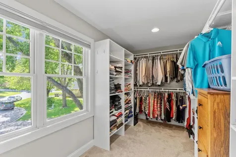 181 Cascade Court Chanhassen MN 55317