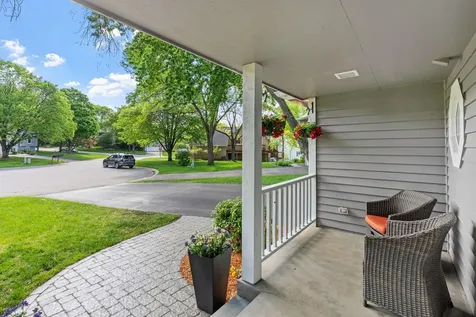 181 Cascade Court Chanhassen MN 55317