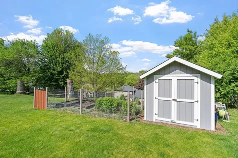 181 Cascade Court Chanhassen MN 55317