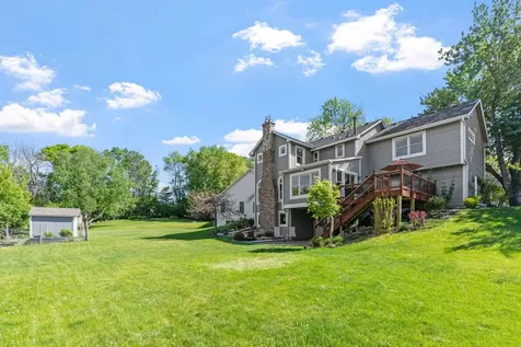 181 Cascade Court Chanhassen MN 55317