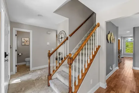 181 Cascade Court Chanhassen MN 55317