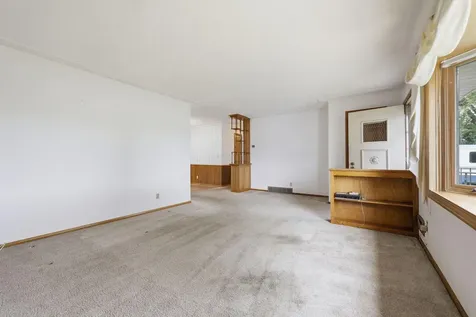 4002 7th Avenue Anoka MN 55303