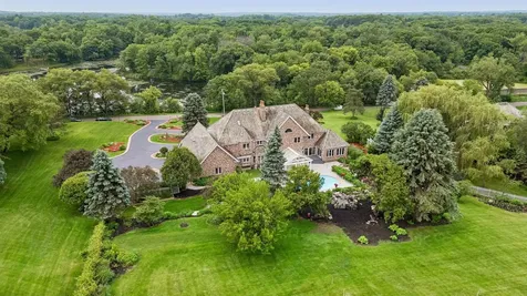 75 Apple Orchard Road White Bear Lake MN 55110