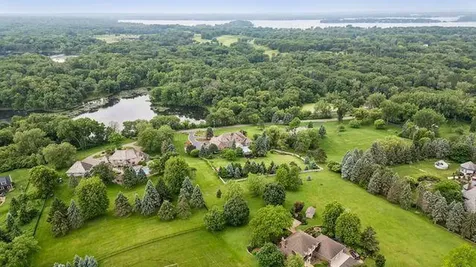 75 Apple Orchard Road White Bear Lake MN 55110