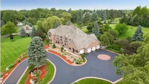 75 Apple Orchard Road White Bear Lake MN 55110