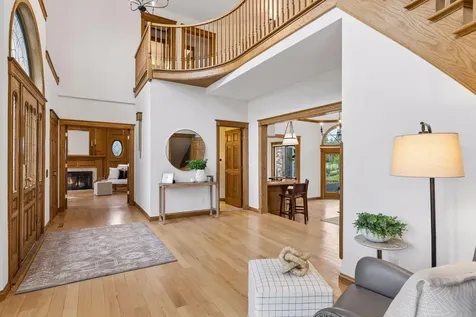 75 Apple Orchard Road White Bear Lake MN 55110