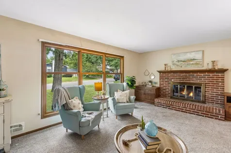 7117 Steepleview Road Woodbury MN 55125