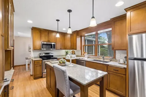 7117 Steepleview Road Woodbury MN 55125