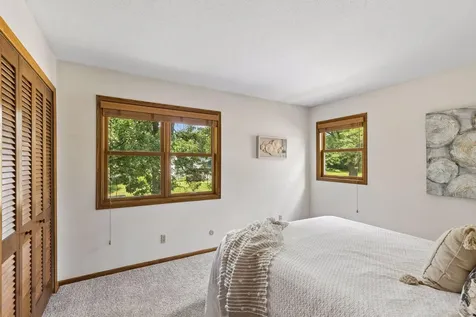 7117 Steepleview Road Woodbury MN 55125