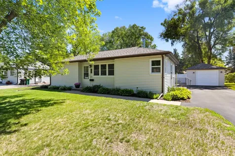 8509 10th Avenue S Bloomington MN 55420