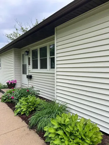 8509 10th Avenue S Bloomington MN 55420