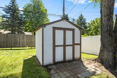 8509 10th Avenue S Bloomington MN 55420