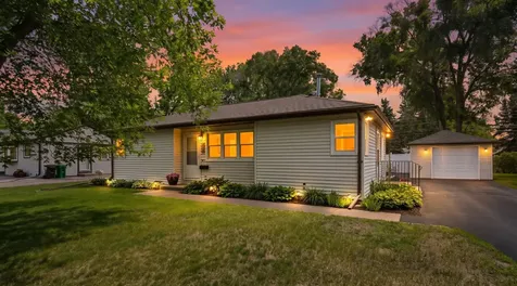 8509 10th Avenue S Bloomington MN 55420