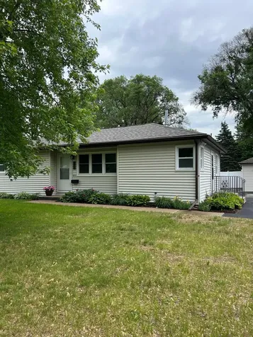 8509 10th Avenue S Bloomington MN 55420