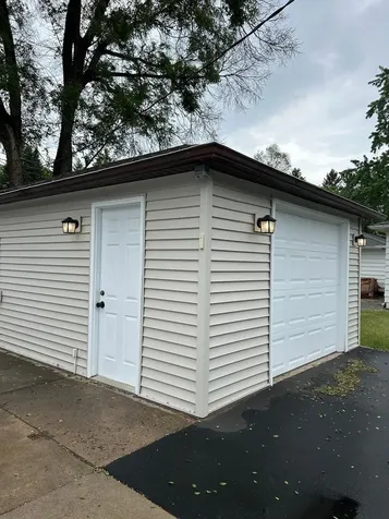 8509 10th Avenue S Bloomington MN 55420