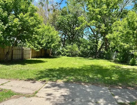 422 33rd Avenue N Minneapolis MN 55412