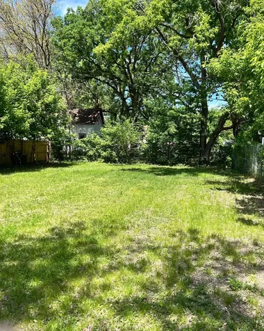 422 33rd Avenue N Minneapolis MN 55412