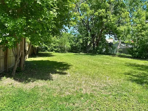 422 33rd Avenue N Minneapolis MN 55412